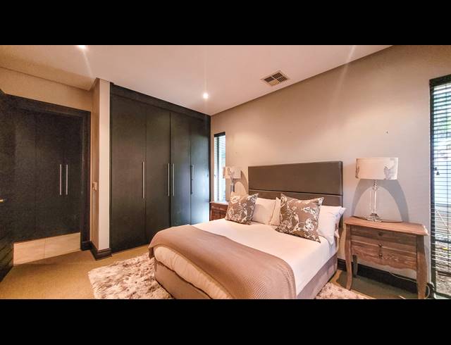 3 BEDROOM HOUSE FOR SALE IN ZIMBALI ESTATE